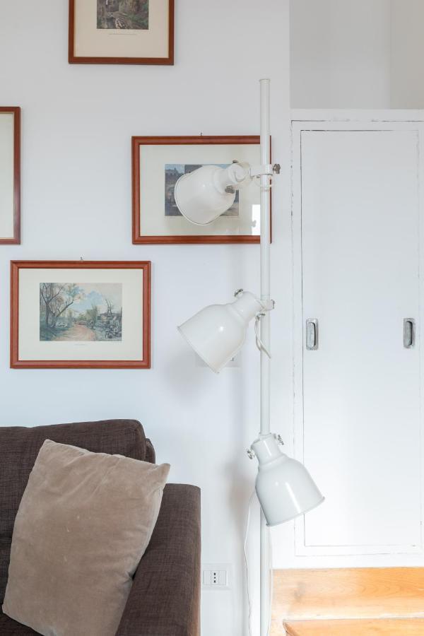 Amazing Penthouse With Private Terrace In Trastevere * Rom