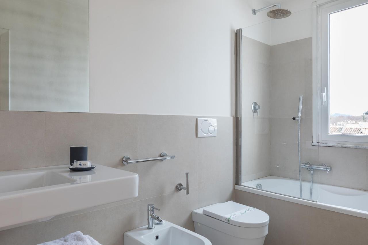 Amazing Penthouse With Private Terrace In Trastevere * Rom